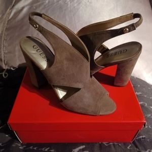 NIB Guess Ginnifer Heels